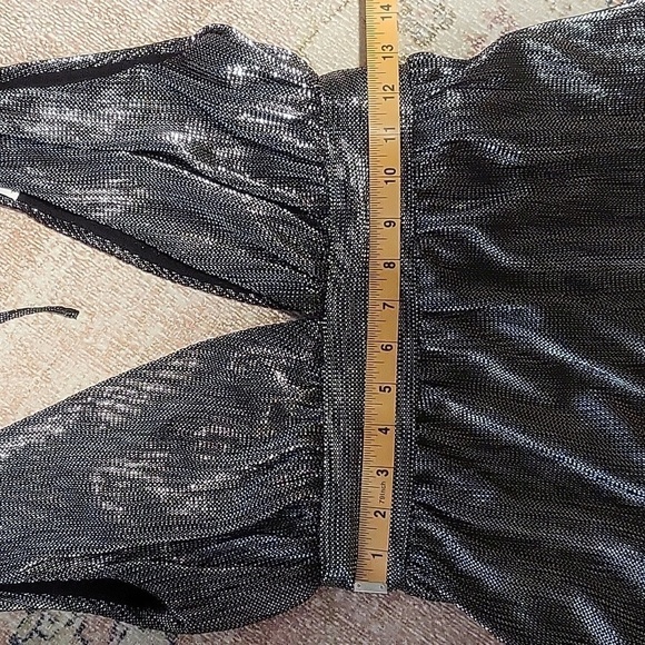 MNG Mango Textured Deep V Neck Pockets Lined Silver Metallic Mini Dress Sz 2 - Picture 15 of 16